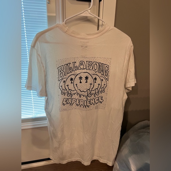 Billabong T shirt - Picture 2 of 4